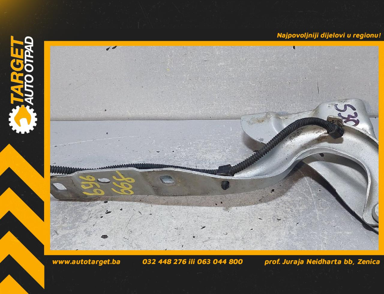 DIJELOVI SKARE OD HAUBE MERCEDES B KLASA (W246) > 11-14 1.8