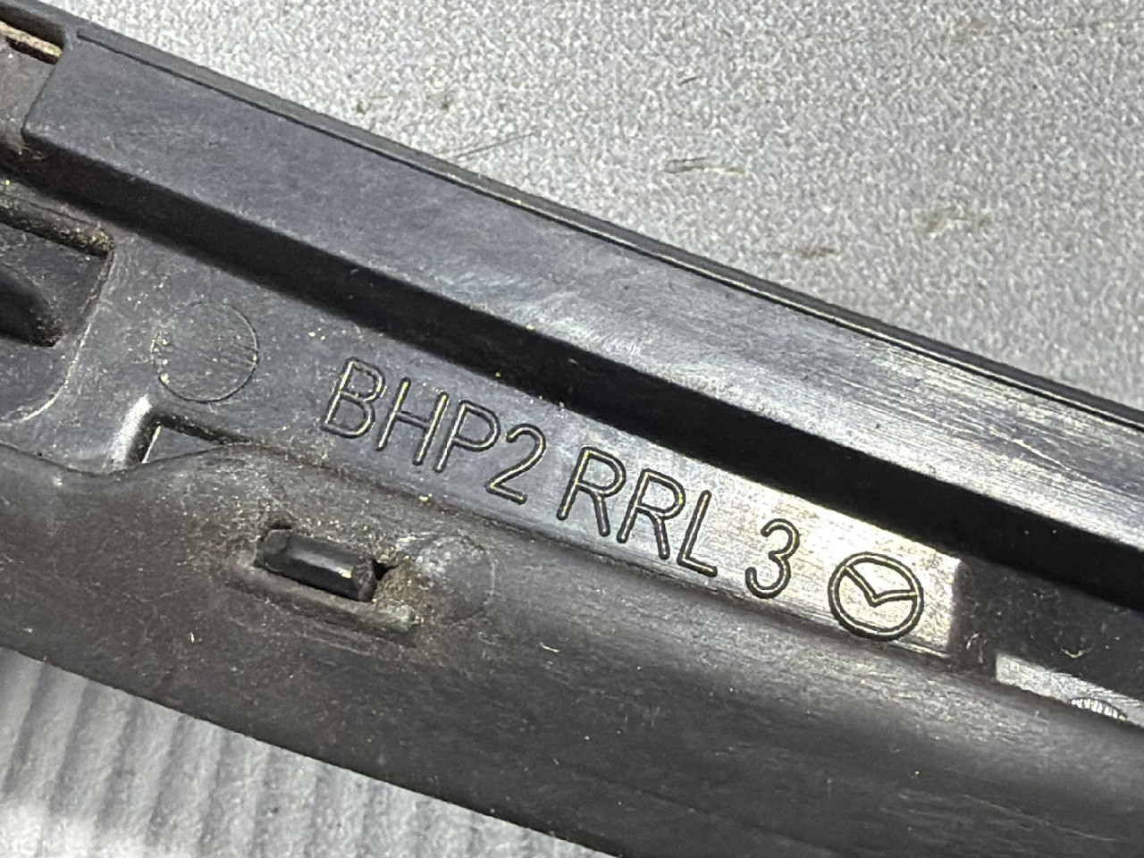 DIJELOVI LAJSNA MAZDA 3 > 13-16 2.2 BHP2RRL3