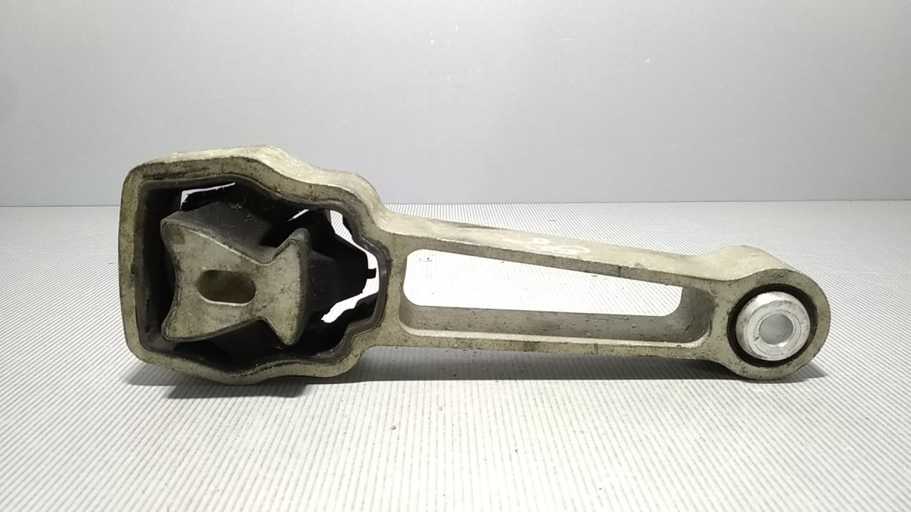 DIJELOVI NOSAC MOTORA VOLVO V70 > 08-11 6G926P082