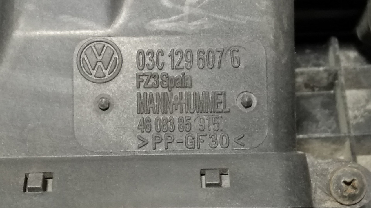 KUCISTE FILTERA ZRAKA SKODA OCTAVIA > 04-08 4608385915