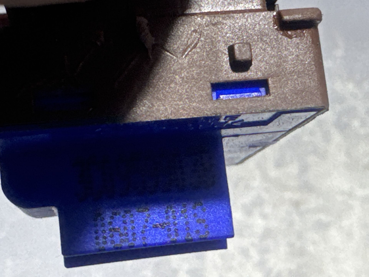 DIJELOVI PREKIDAC VW PASSAT B6 > 05-10 3C0959903B