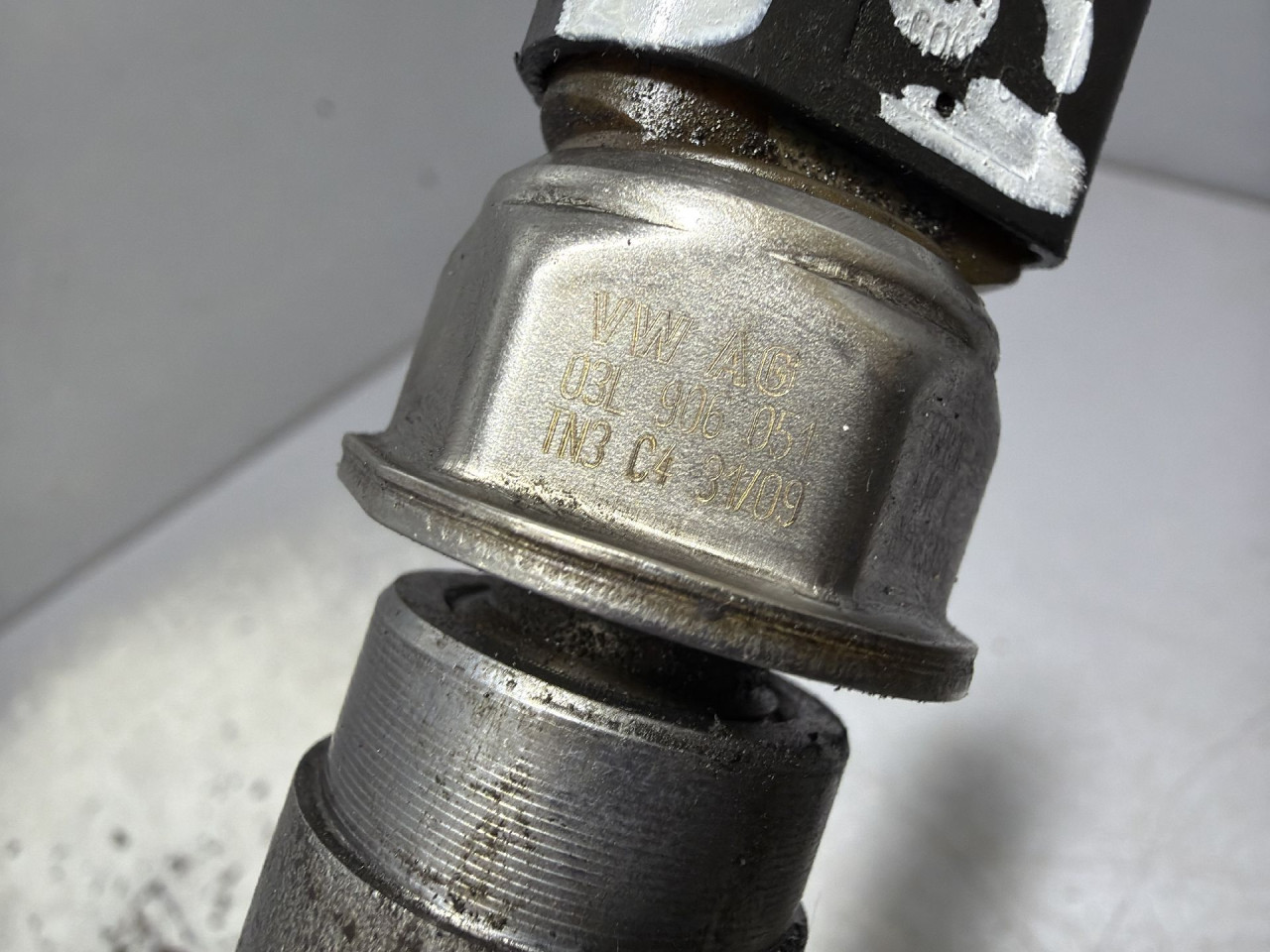 DIJELOVI SENZOR PRITISKA GORIVA VW GOLF 6 > 08-12 1.6 03L906051
