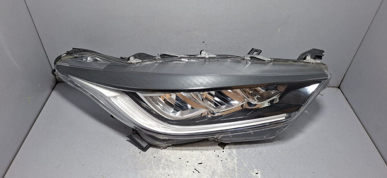 DIJELOVI FAR TOYOTA YARIS > 19-