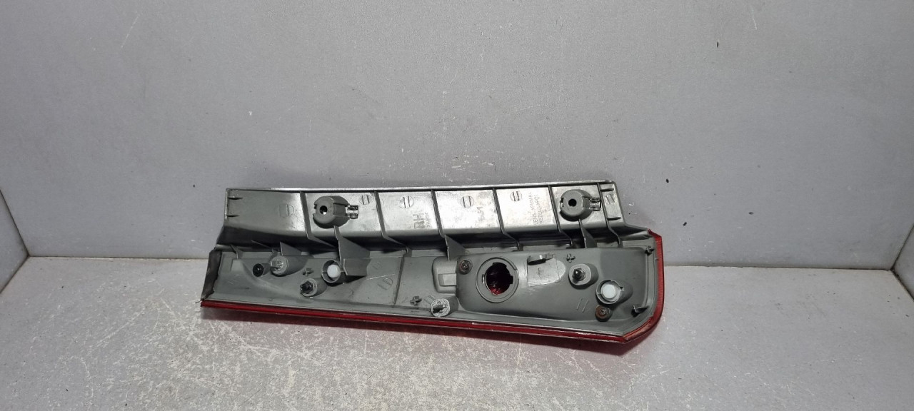 DIJELOVI STOP SVJETLO KIA CEED > 09-12 924041H3