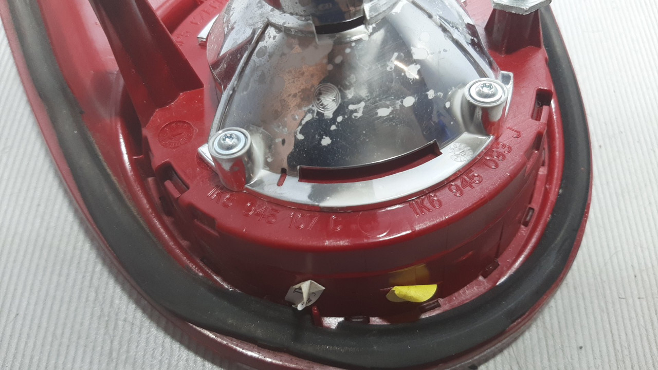 DIJELOVI STOP SVJETLO VW GOLF 5 > 03-08 1K6945107C