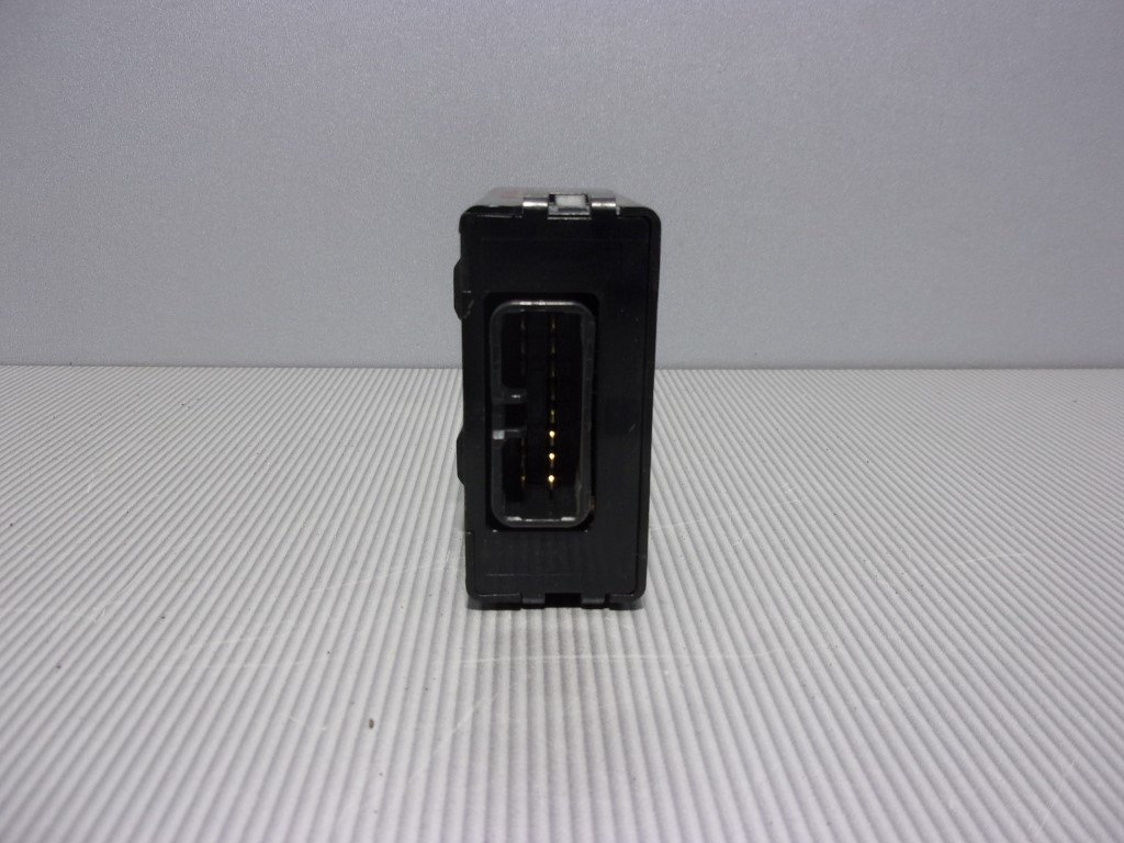 ELEKTRONIKA MODUL TOYOTA YARIS > 03-05 886500D090