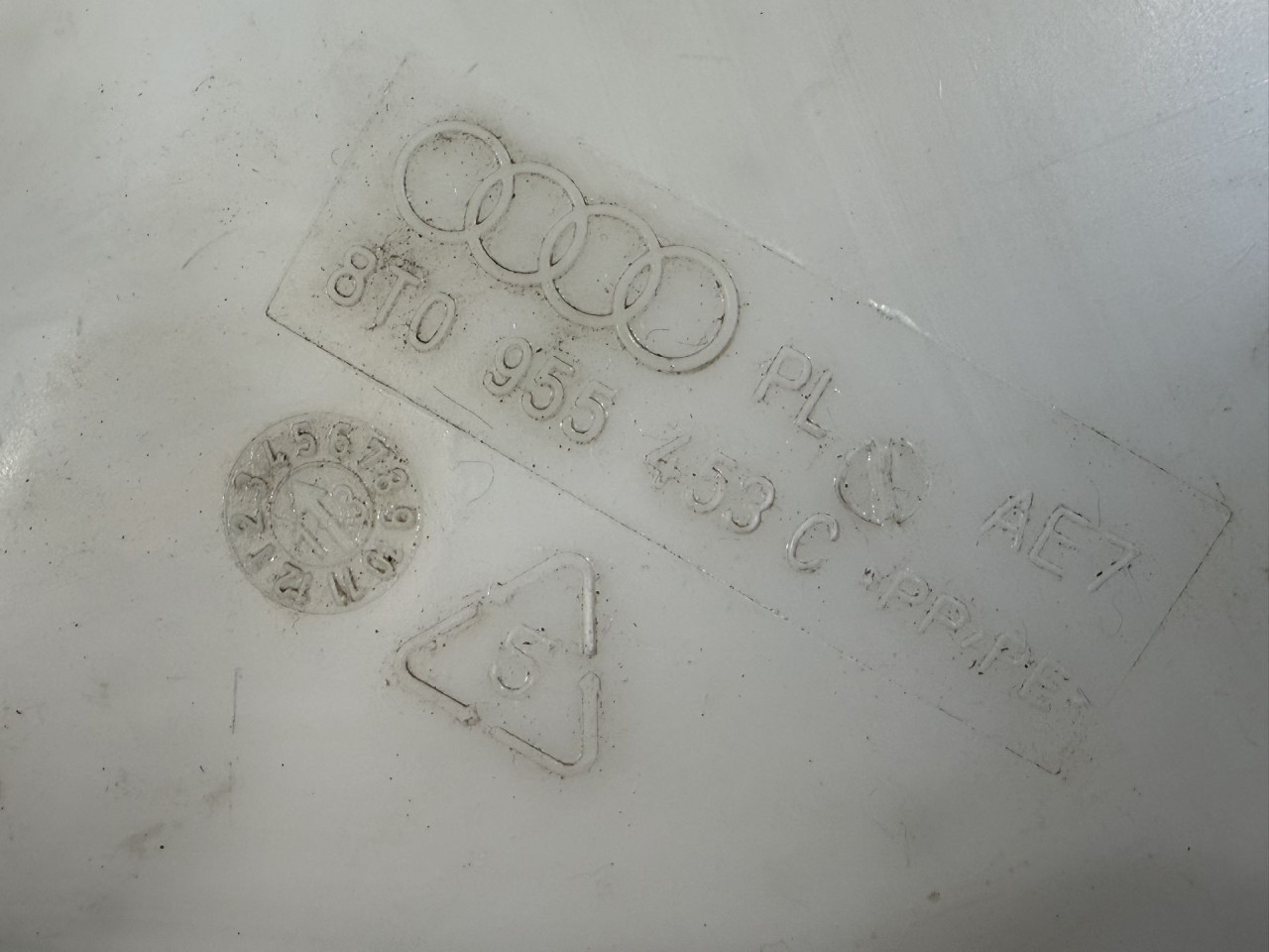 DIJELOVI BOCA VODE BRISACA AUDI A4 (B8) > 12-15 3.0 8T0955453C