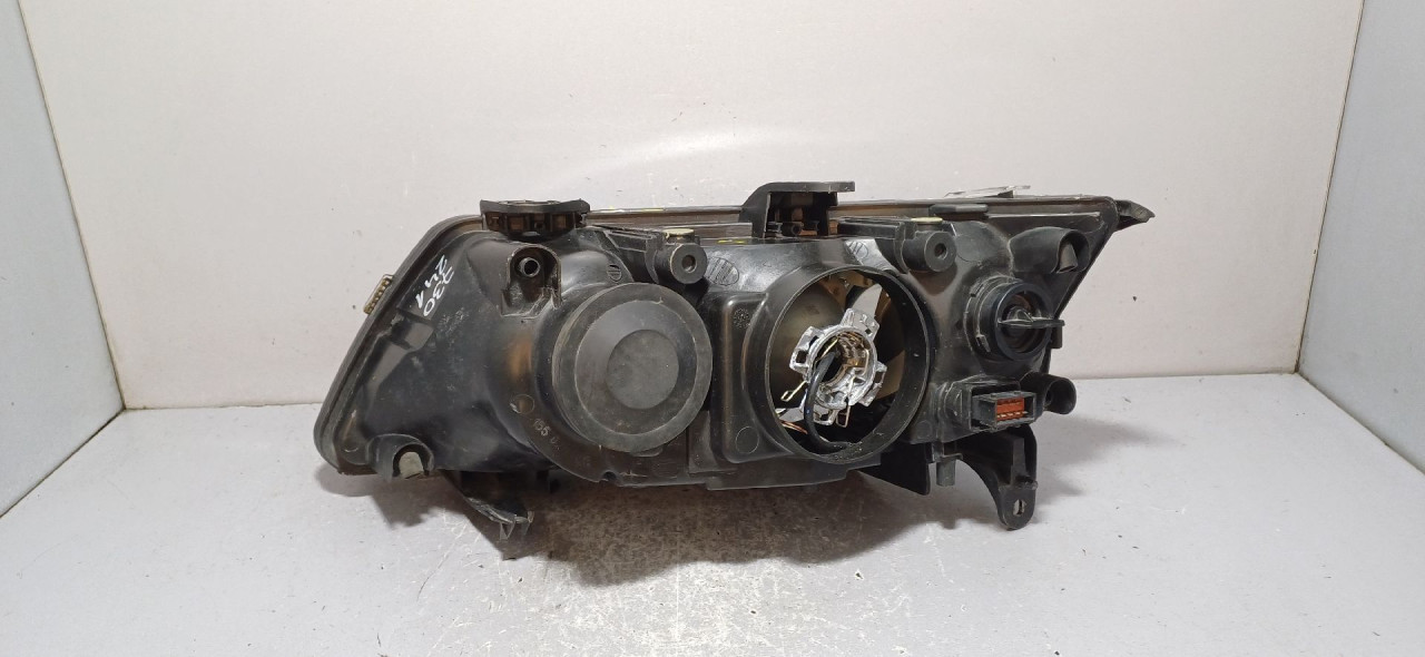 DIJELOVI FAR SAAB 9-3 > 08- 15582600