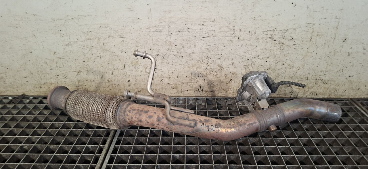 DIJELOVI FLEKSIBILNO CRIJEVO AUDI A3 (8V1/8VA) > 12-16 2.0