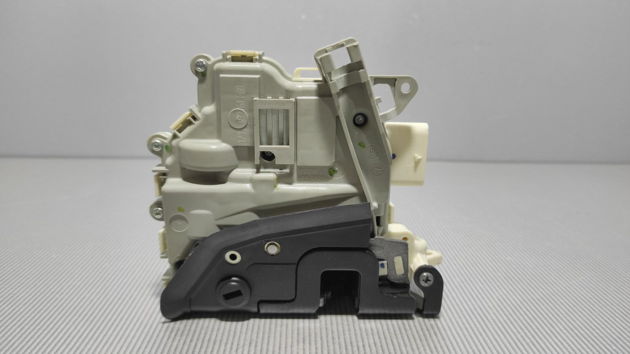 BRAVA VRATA AUDI A4 (B8) > 07-11 8K0839015C