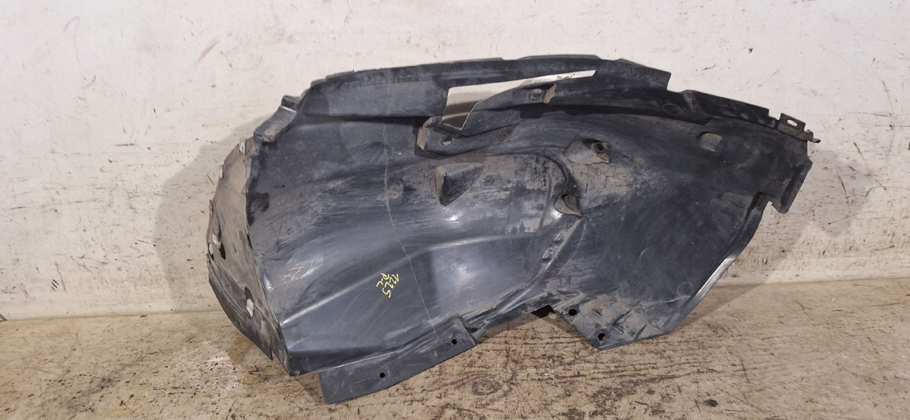 UNUTRASNJI BLATOBRAN NISSAN QASHQAI > 21- 638416UA0B