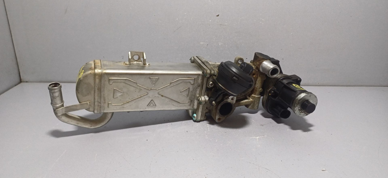 DIJELOVI EGR VW GOLF 6 SW > 09-13
