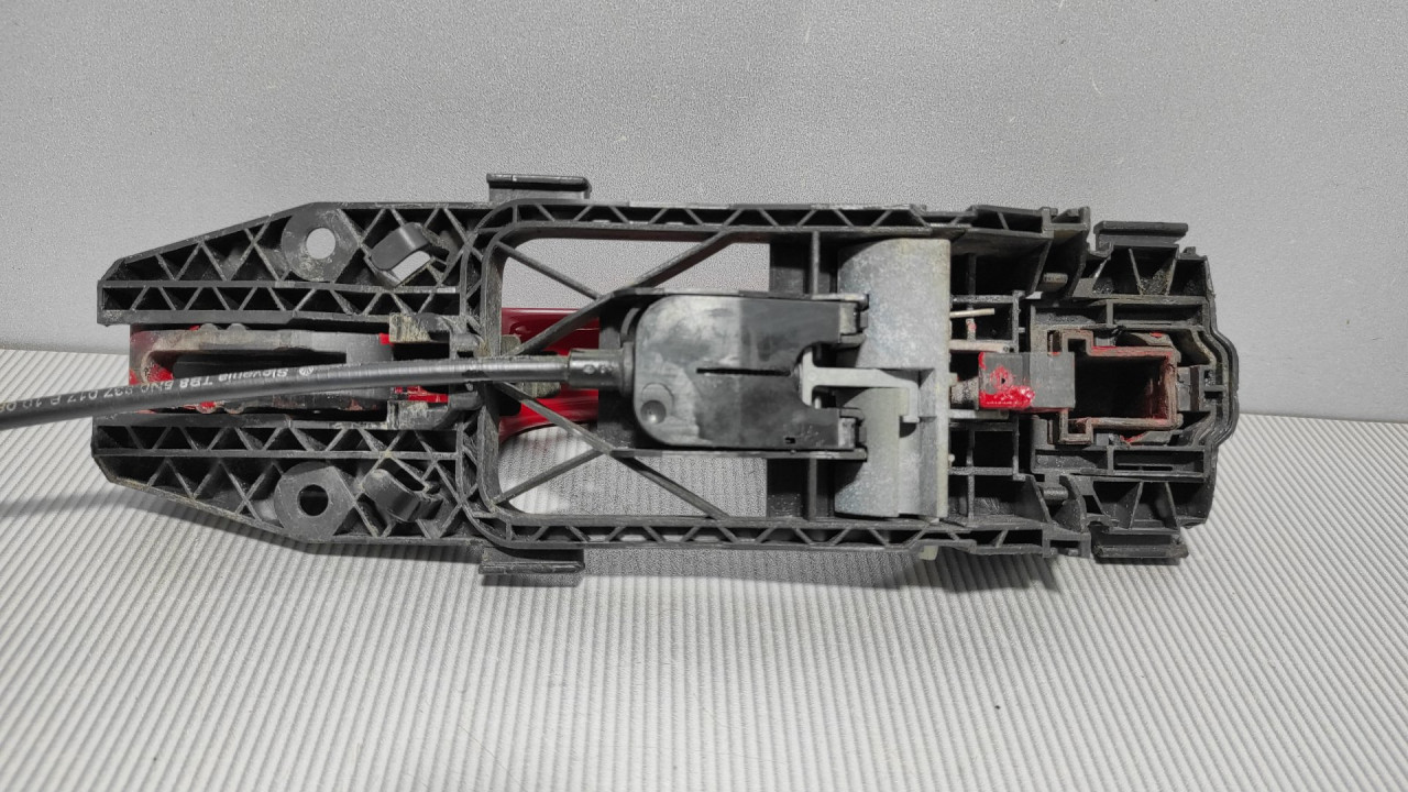 DIJELOVI RUCKA VRATA VW GOLF 6 > 08-12 5N0839885G