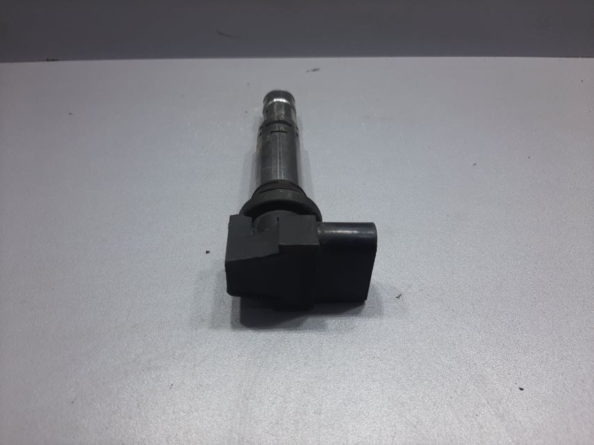 DIJELOVI BOMBINA SKODA FABIA > 07-10 036905715E