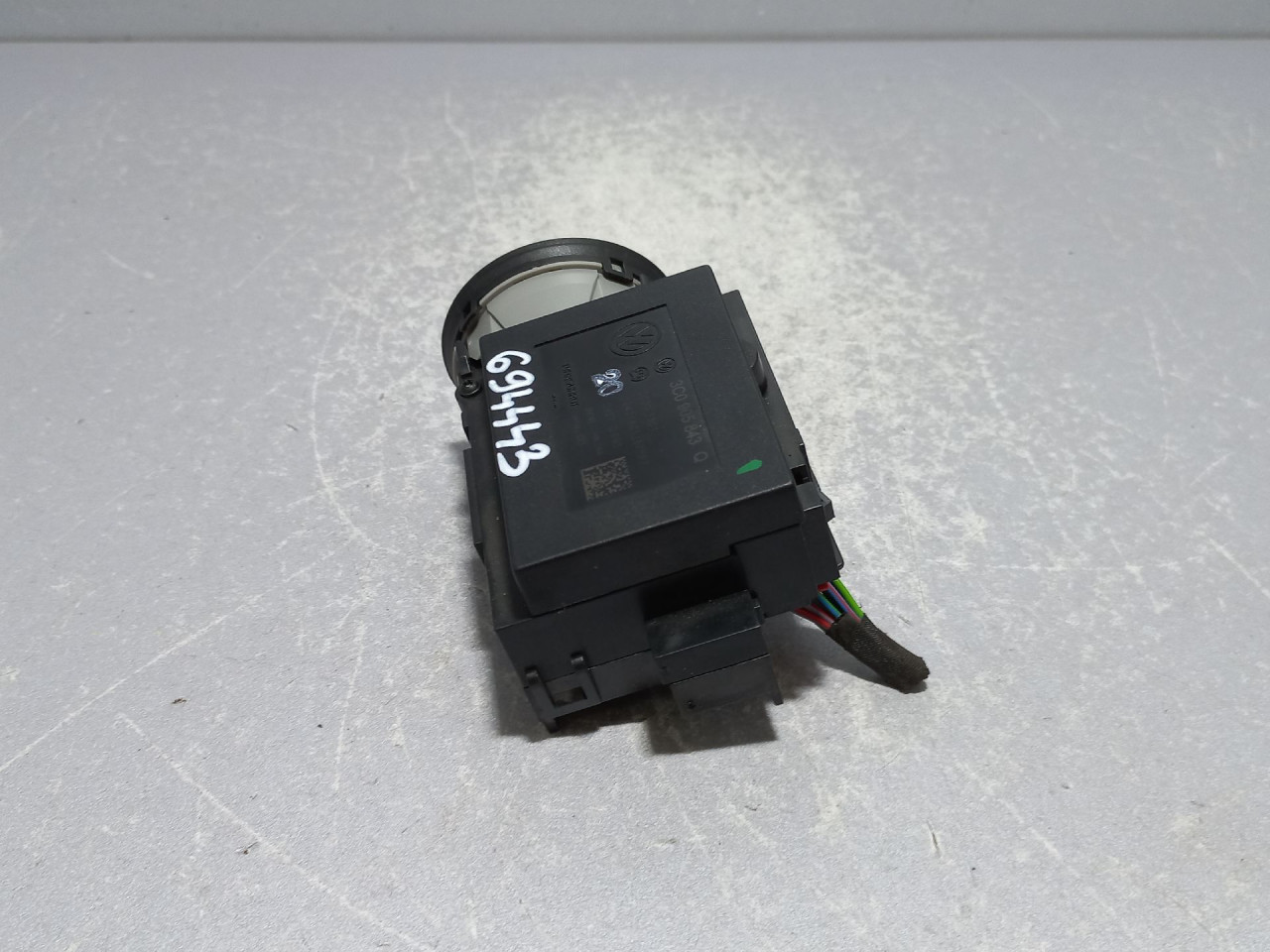 BRAVA PALJENJA VW PASSAT B6 > 05-10 3C0905843Q