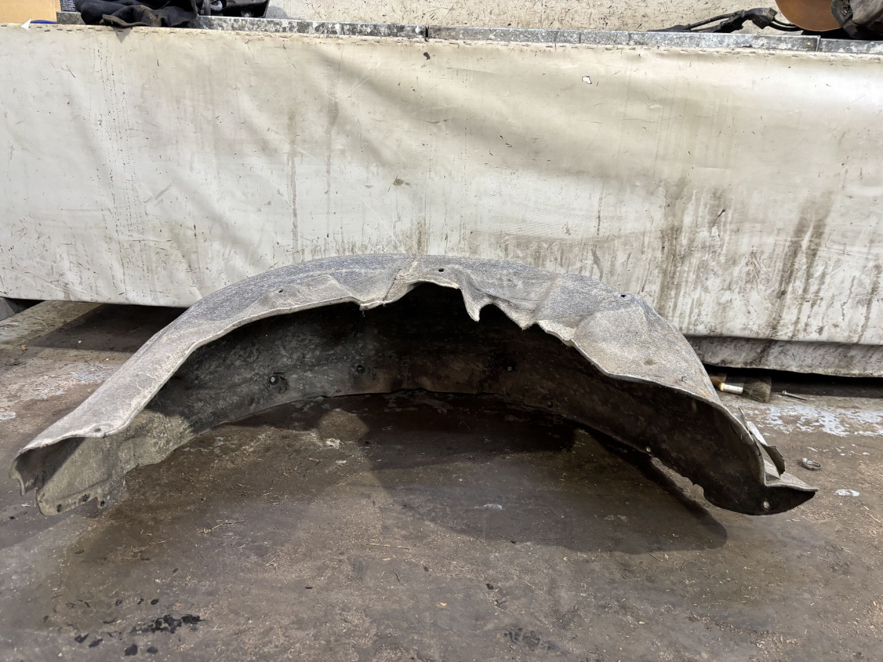 UNUTRASNJI BLATOBRAN MERCEDES GLE (W167) > 19- 1676902508