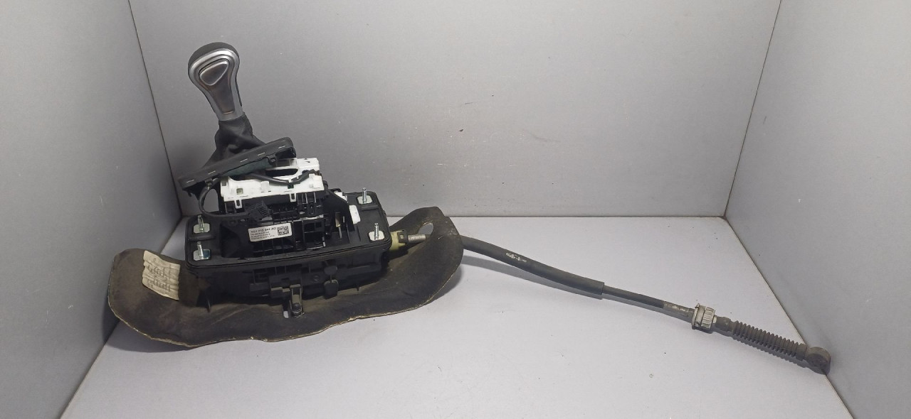 DIJELOVI SALTEBLA AUDI A6 4G > 14-18 4G2713041AG