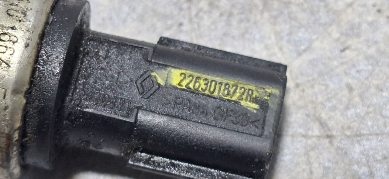 DIJELOVI SENZOR TEMPERATURE RENAULT TRAFIC > 14- 2.0 226301872R