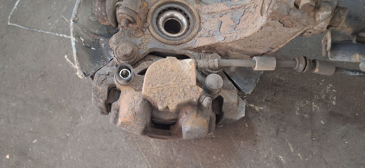 DIJELOVI KOCIONA KLJESTA VOLVO XC60 > 13-17 36002411