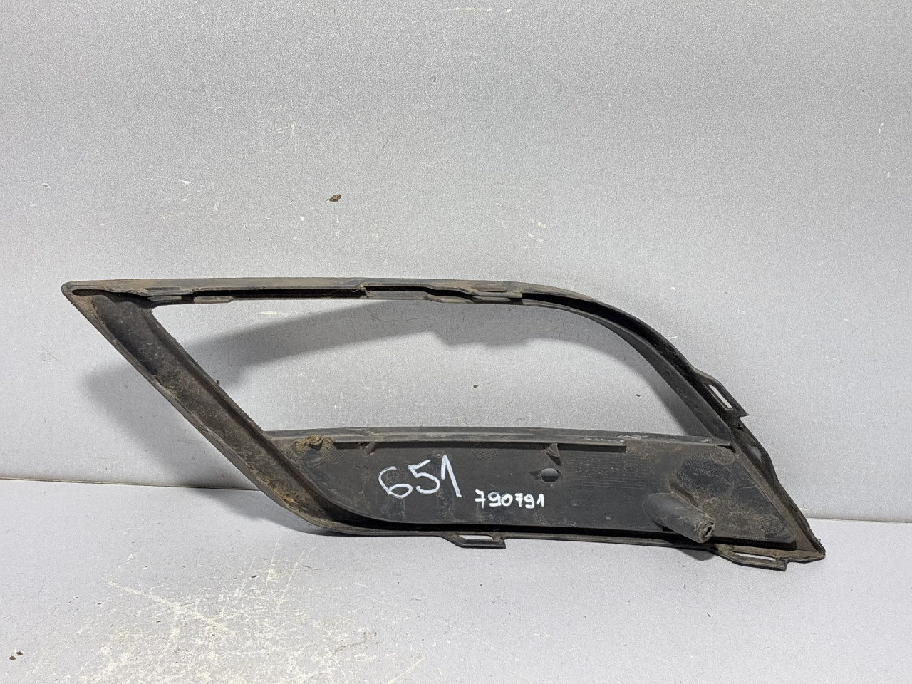 PLASTIKA BRANIKA SEAT LEON > 13-16 5F0853666A