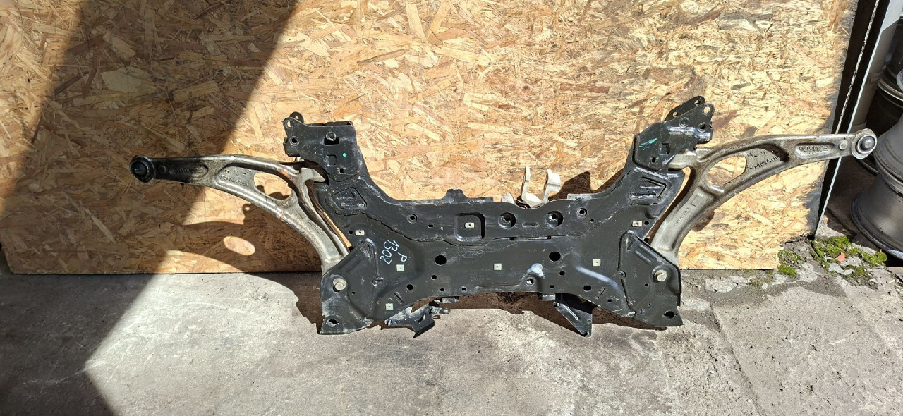 DIJELOVI TRAP/MOST FORD KUGA > 19-