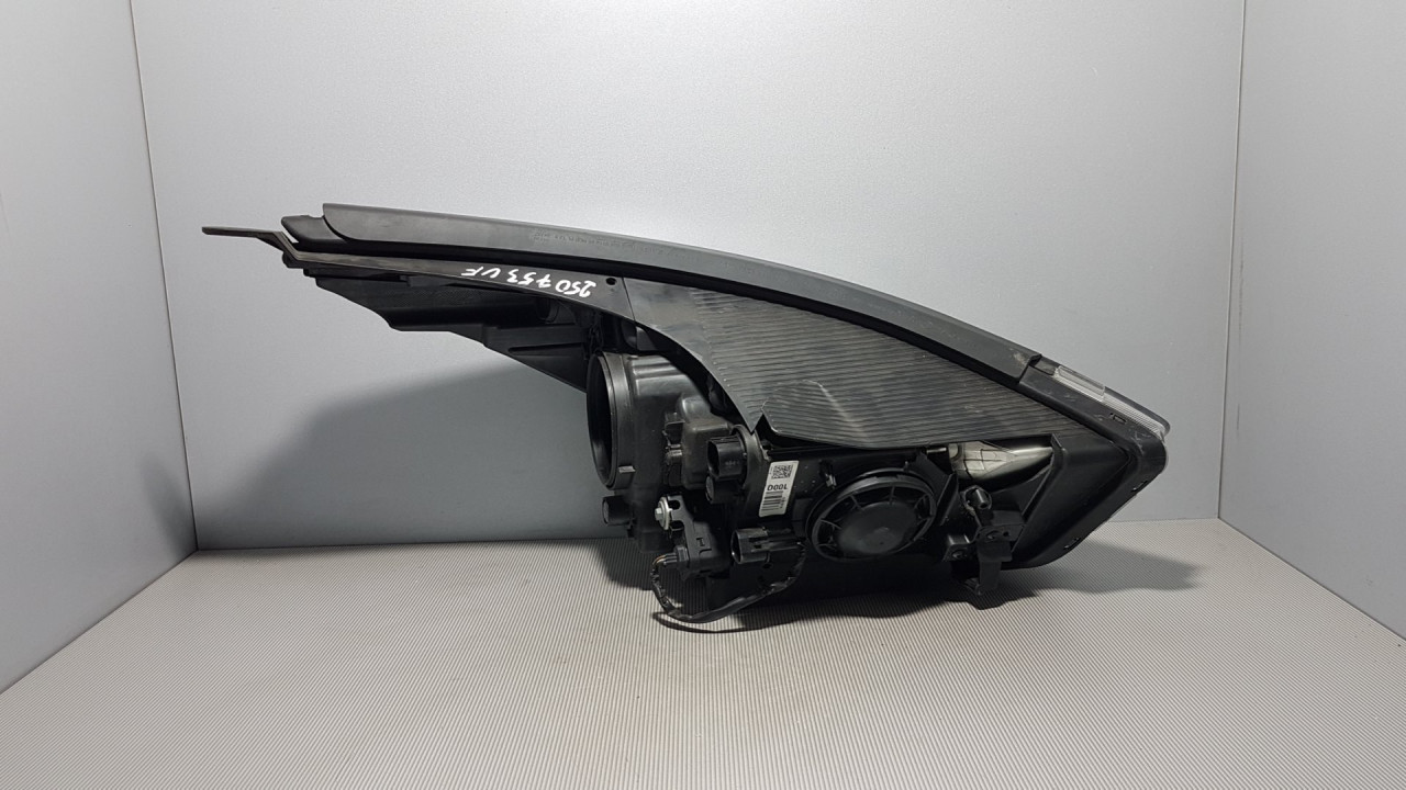 DIJELOVI FAR KIA NIRO > 16-19 92101G5050