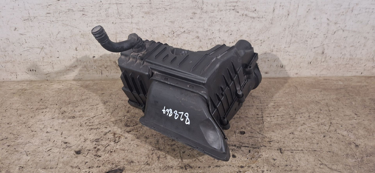 KUCISTE FILTERA ZRAKA AUDI A3 (8V1/8VA) > 12-16 5Q01298