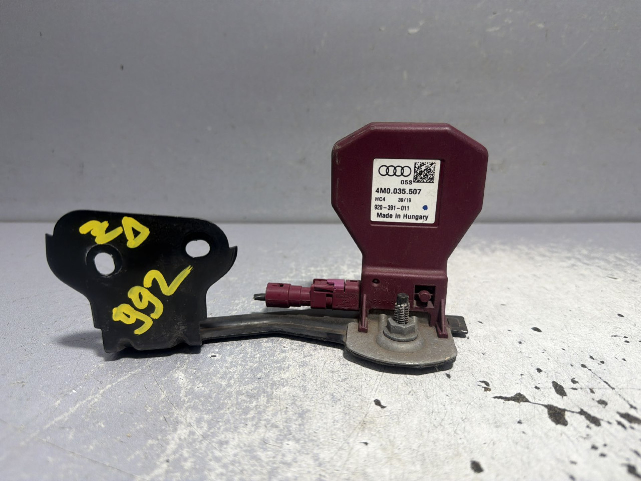 DIJELOVI ANTENA AUDI A6 4K > 18- 4M0035507