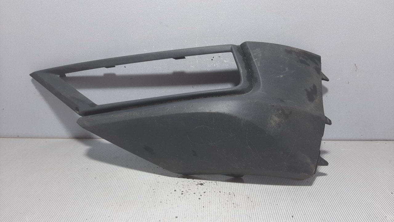 PLASTIKA BRANIKA VW TIGUAN > 16-20 5NA853211A