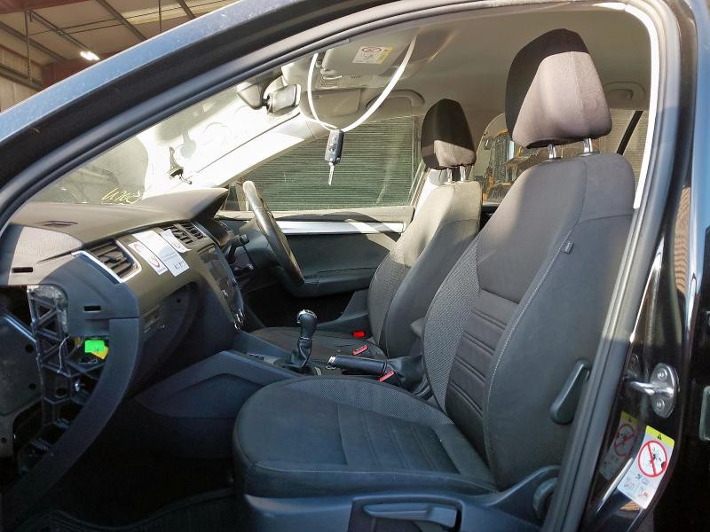 SKODA OCTAVIA 1.6 DIZEL 2018 AUTOMAT MJENJAC MOTOR DDYA DIJELOVI