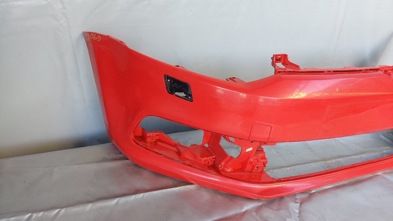 DIJELOVI BRANIK VW POLO > 14-17 6C0807221