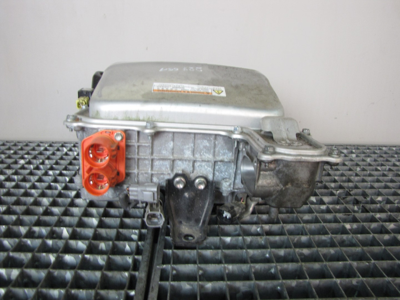 INVERTER TOYOTA PRIUS XW20 > 04-09 G9200-47110