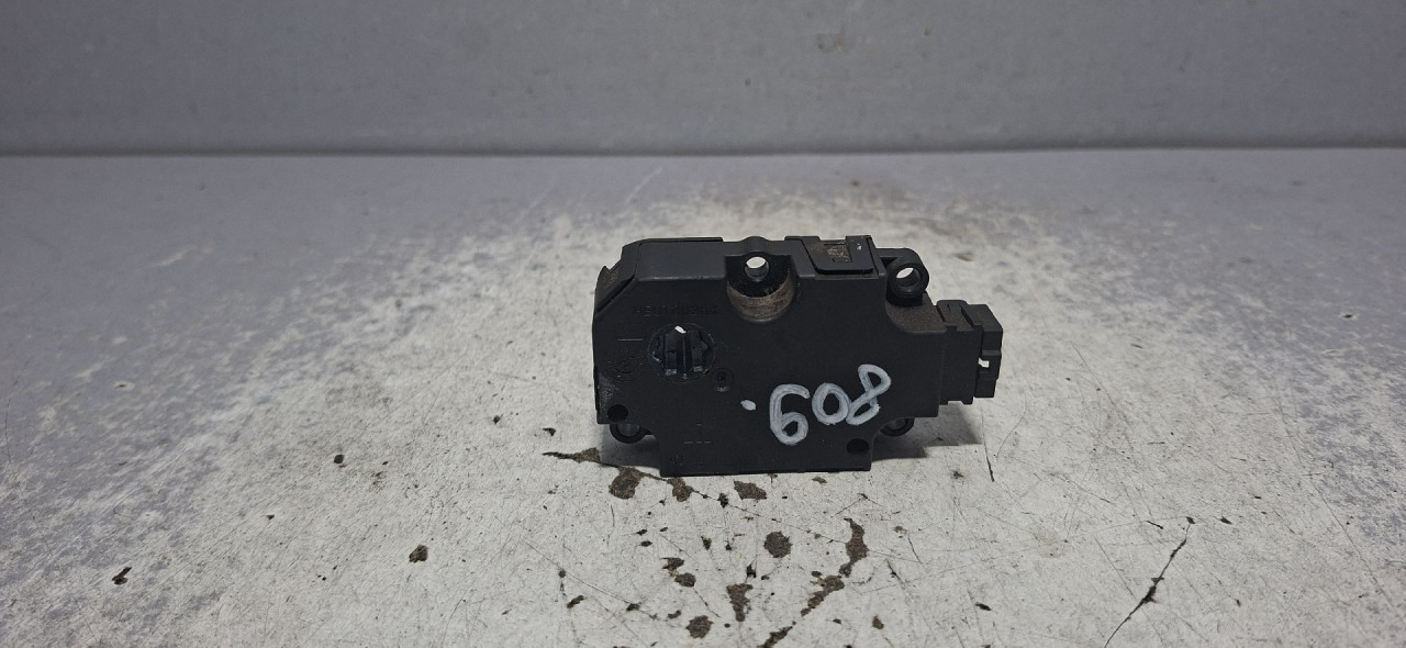 DIJELOVI MOTORIC KLAPNE AUDI A4 (B9) > 15-18 ZBAT0084D03