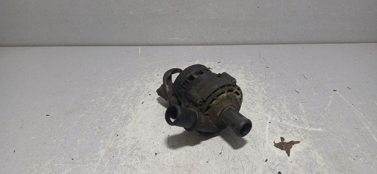 POMOCNA PUMPA VODE NISSAN NAVARA PATHFINDER > 10-15