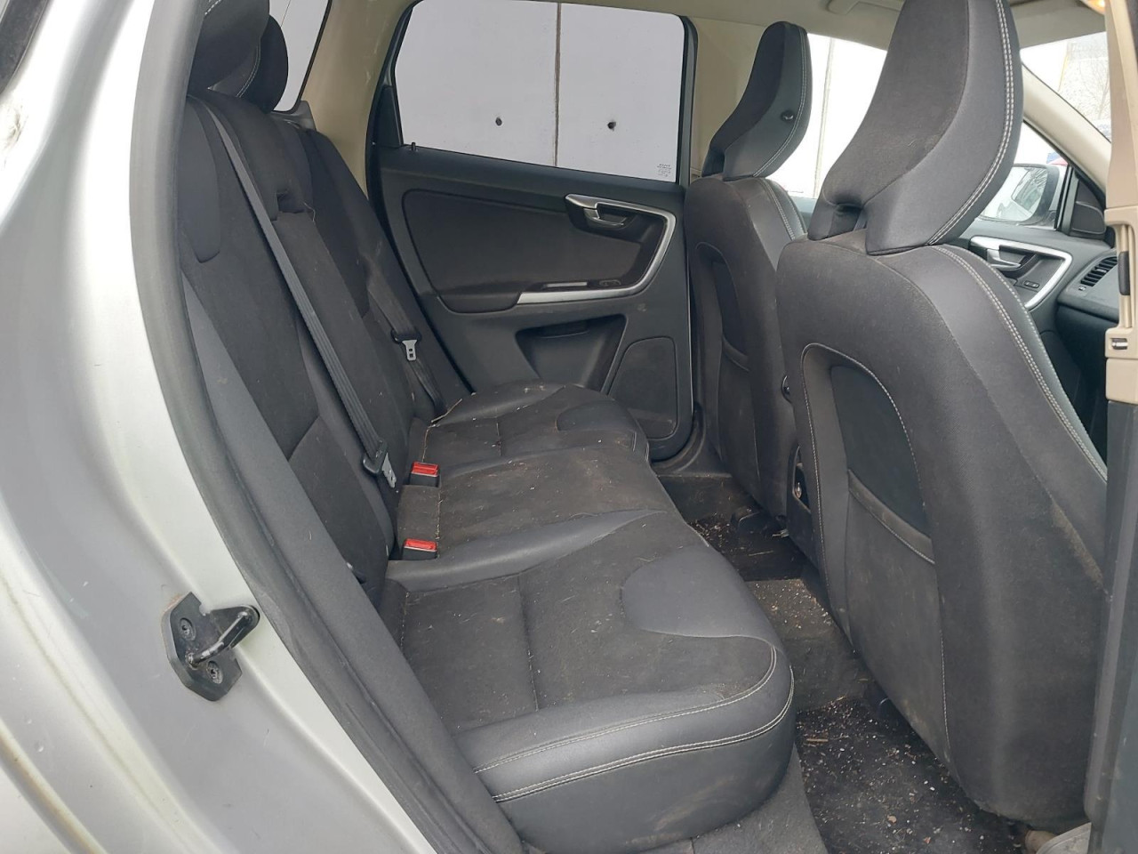 VOLVO XC60 2.4 DIZEL 129KW 2010 MJENJAC MOTOR D5244T14 DIJELOVI