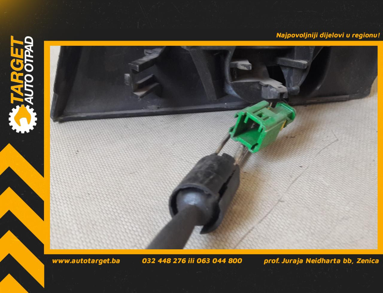 DIJELOVI RETROVIZOR RENAULT MEGANE > 02-05 RN420025 E9011105