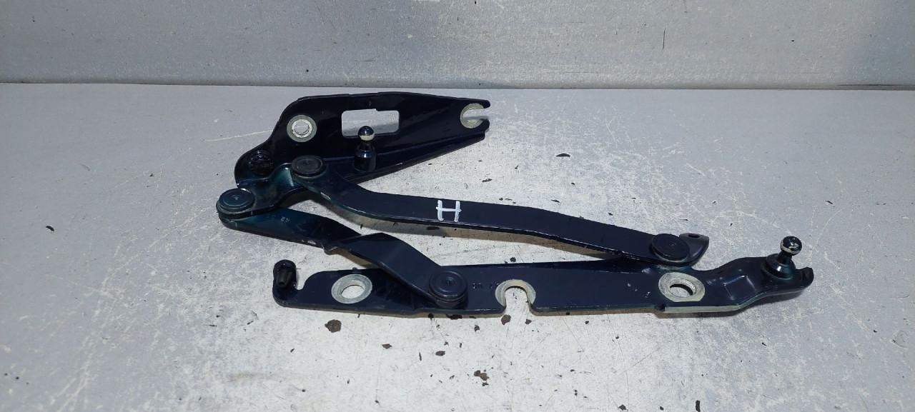 BAGLAMA GEPEKA AUDI A4 (B7) > 04-07 8E5827302C