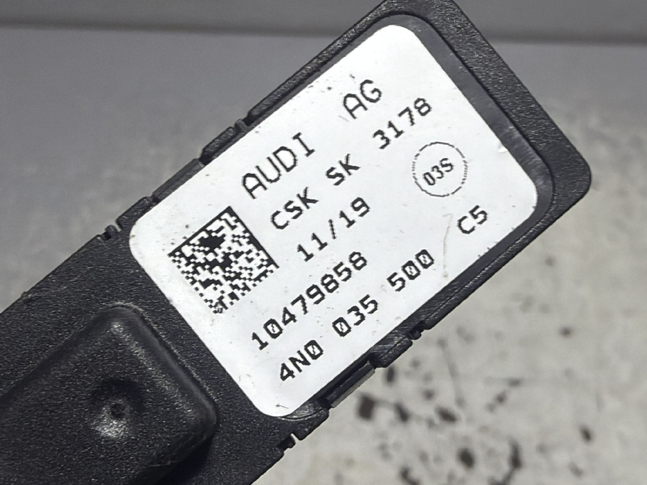 DIJELOVI ANTENA AUDI A6 4K > 18- 2.0 4N0035500