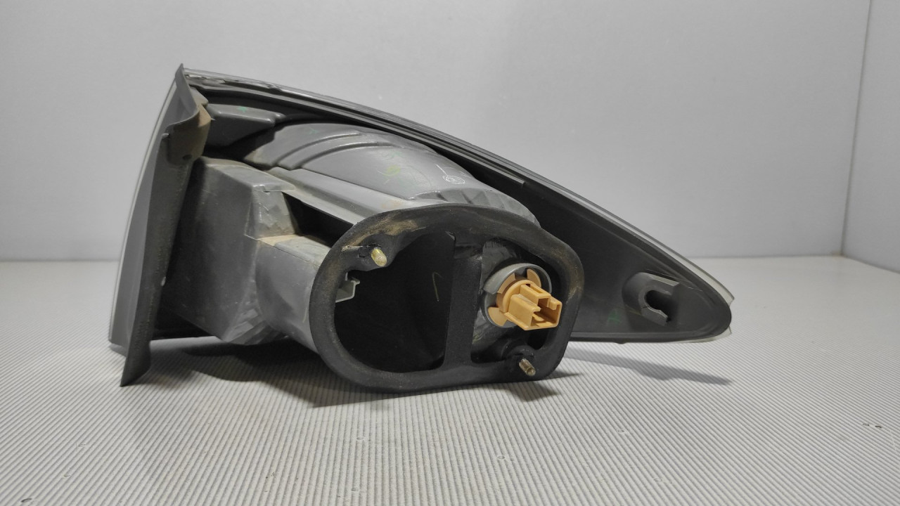 DIJELOVI STOP SVJETLO MAZDA 6 > 02-05 22061974