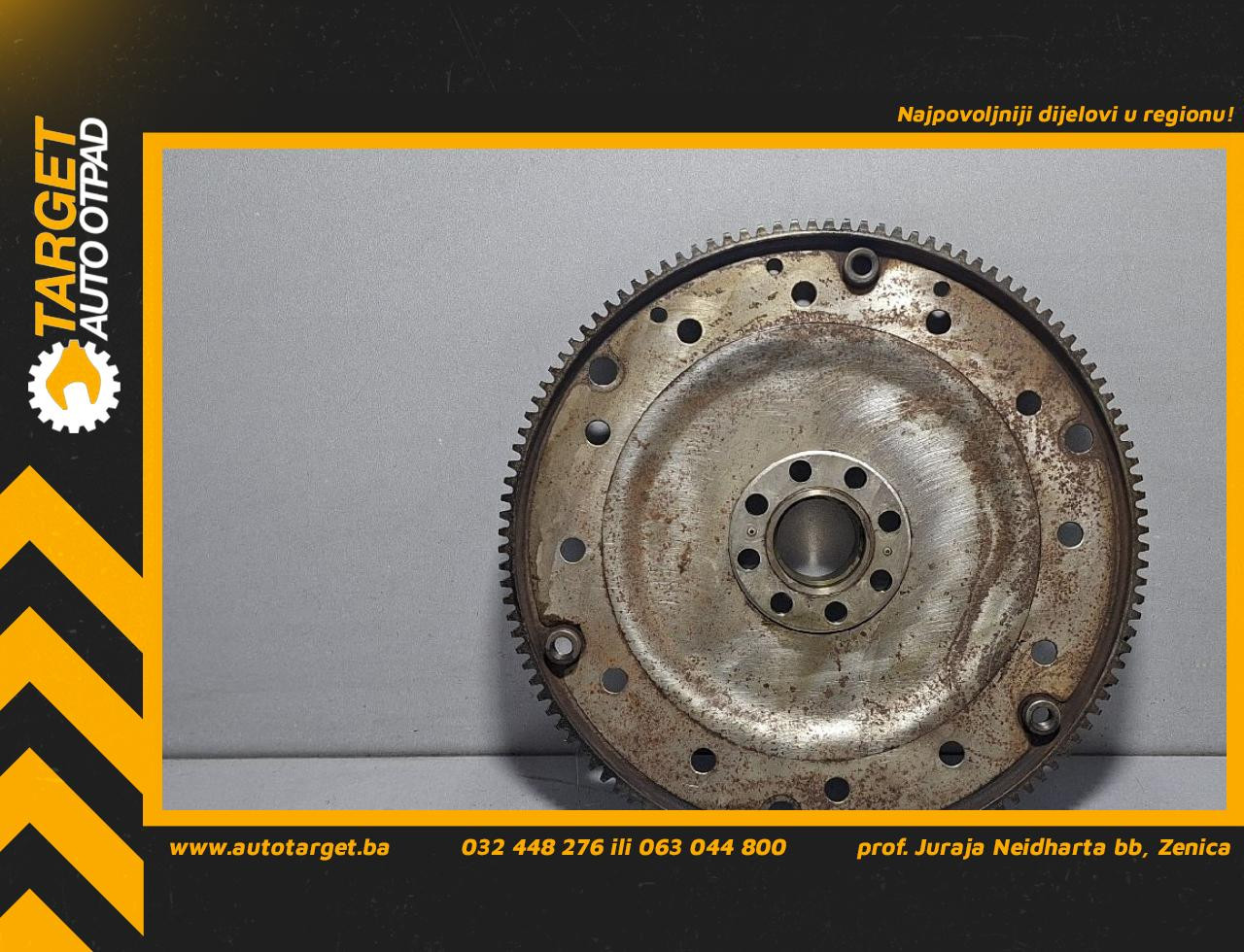 DIJELOVI ZAMAJAC AUDI A6 4G > 14-18 2.0 06H105323R
