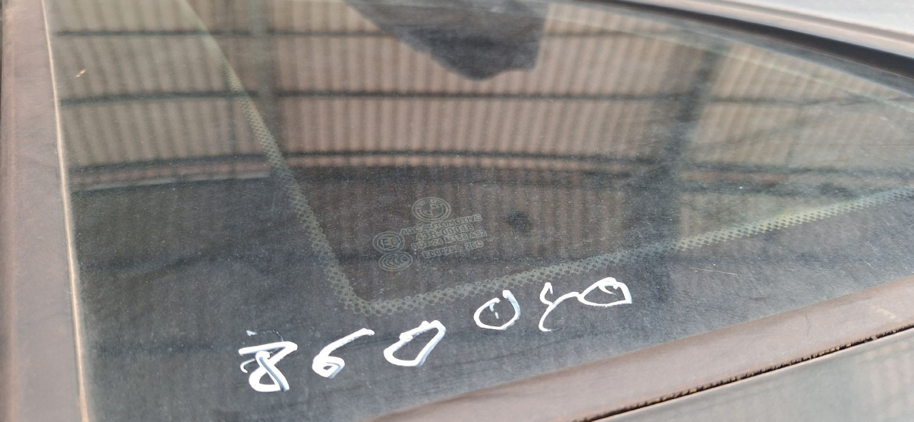 DIJELOVI STAKLO BMW X1 (E84) > 09-12 2.0