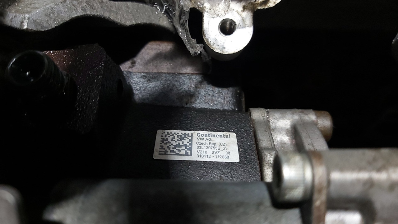 PUMPA VISOKOG PRITISKA VW POLO > 09-14 03L130755E