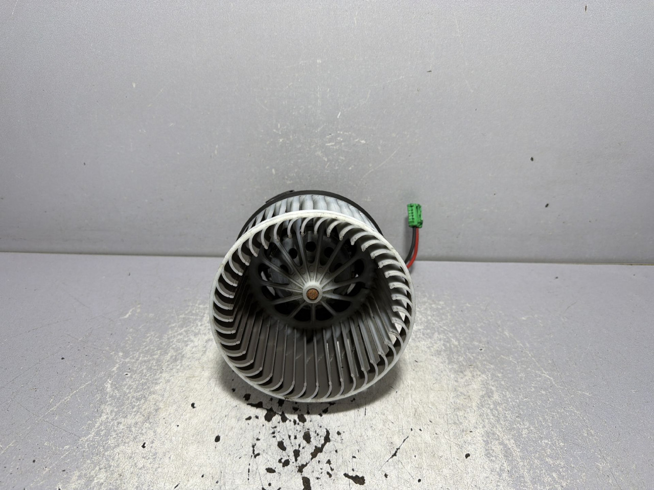 DIJELOVI VENTILATOR KABINE PEUGEOT 308 > 17-21 1.5 DB271001