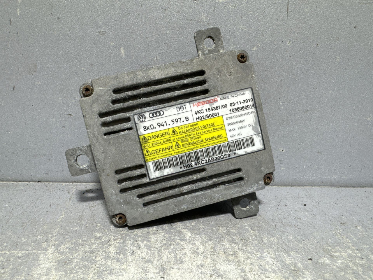 BALAST FARA SKODA OCTAVIA > 13-16 8K0941597B