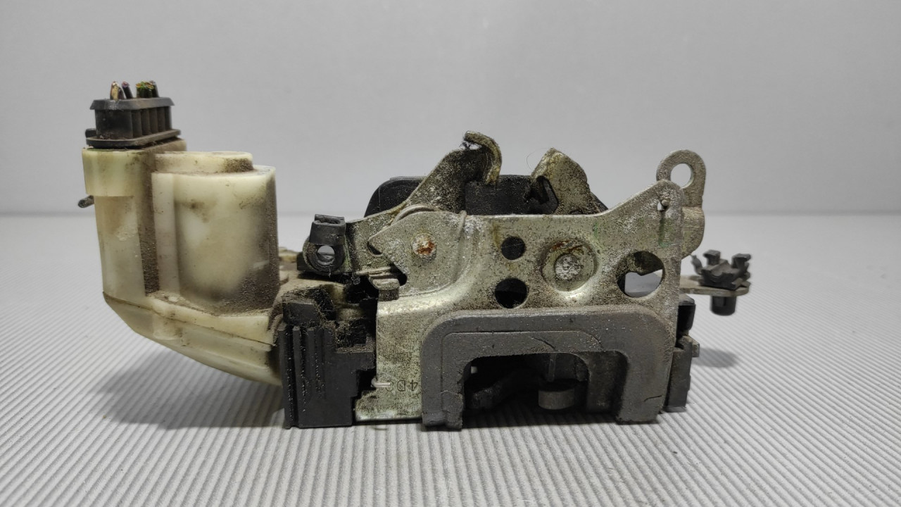 DIJELOVI BRAVA VRATA ALFA ROMEO 147 > 00-05 B792