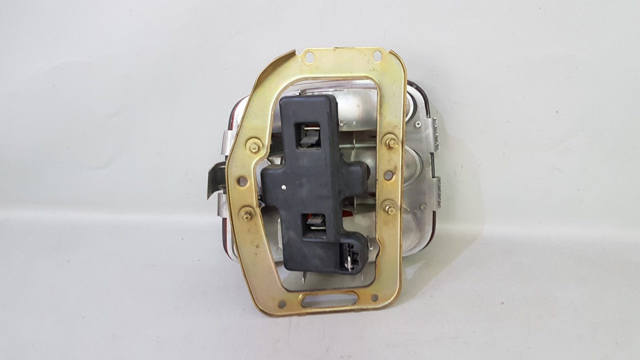 STOP SVJETLO FIAT BRAVO/BRAVA > 95-02 FT137016 37200751