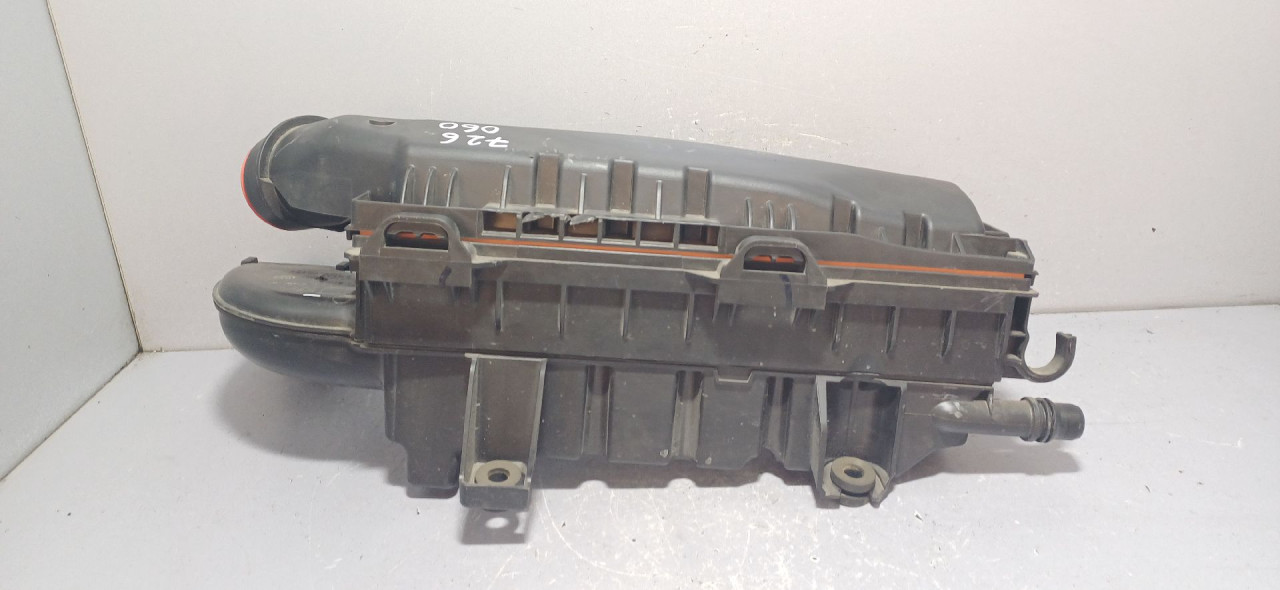 KUCISTE FILTERA ZRAKA CITROEN C4 CACTUS > 14-18 9805057