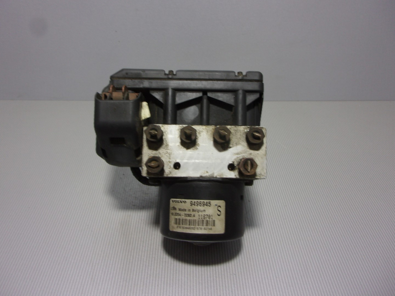 ABS ELEKTRONIKA VOLVO S70/V70 > 00-04 VV042041 9496946
