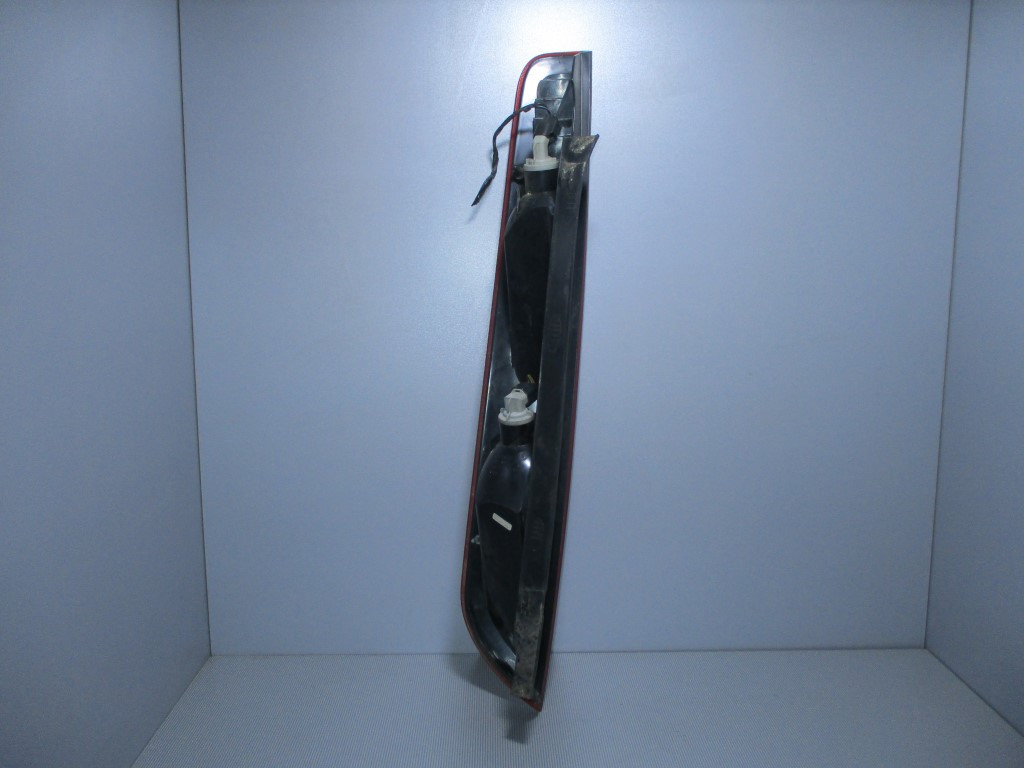 DIJELOVI STOP SVJETLO FORD FOCUS > 05-07 FD424016