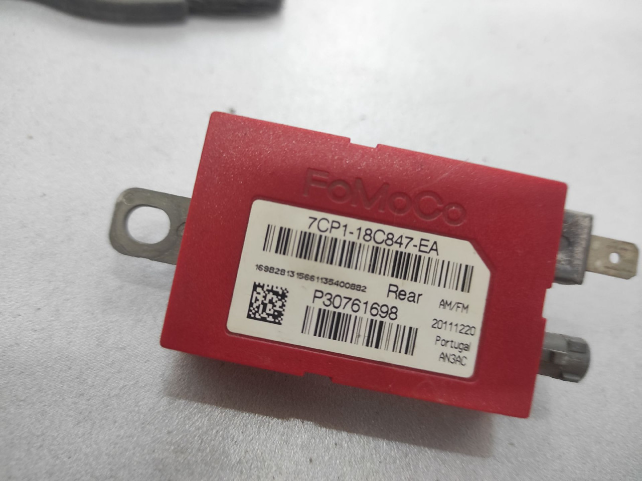 DIJELOVI ANTENA FORD KUGA > 13-16 7CP118C847EA